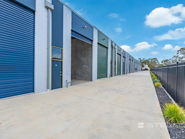 Warehouse for rent in Hastings, Melbourne