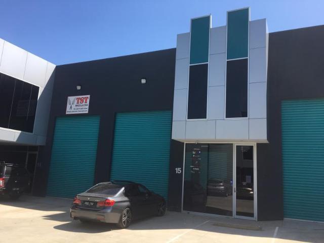 Warehouse for rent in Bayswater, Melbourne