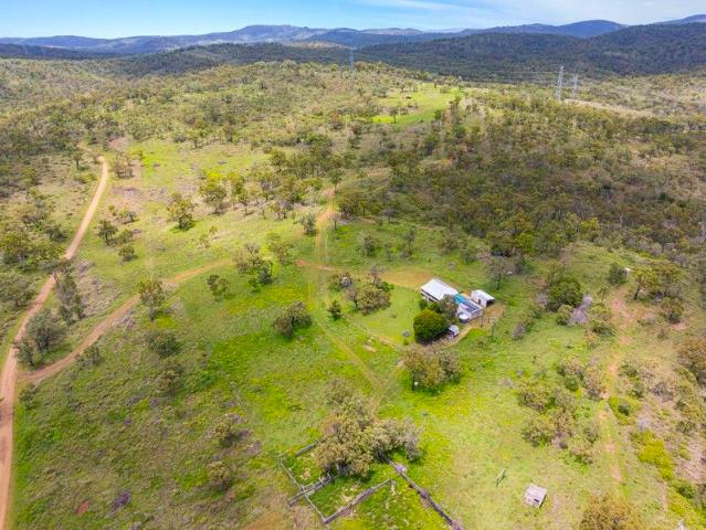 Cottage for sale in Boulder Creek, Queensland