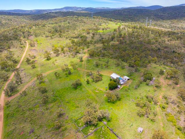 Cottage for sale in Boulder Creek, Queensland