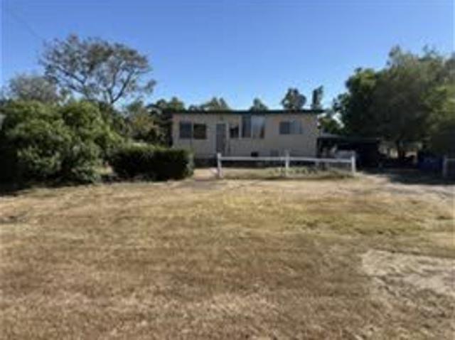Cottage for sale in Warra, Queensland