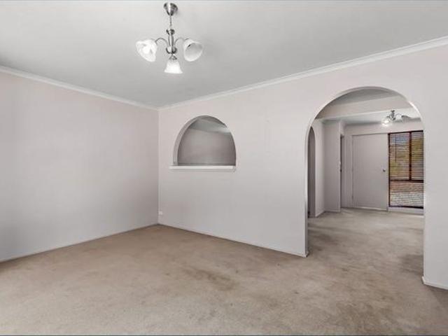 Townhouse for rent in Horseshoe Creek, South Australia