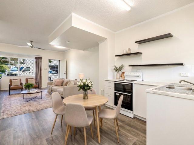 Townhouse for sale in Cairns, Queensland