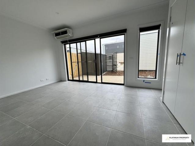 Townhouse for rent in Camerons Creek, Victoria