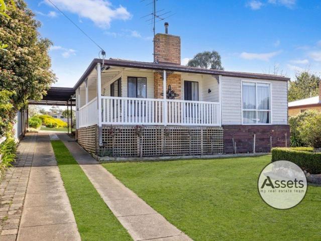 House for sale in Hamilton, Victoria
