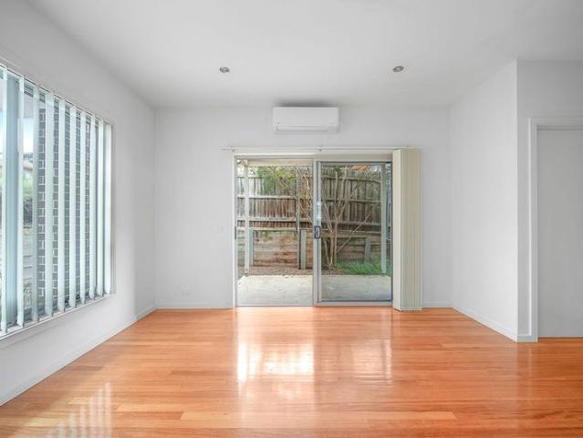 Townhouse for rent in Camerons Creek, Victoria