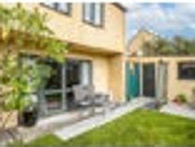 Townhouse for sale in Heathcote, Canterbury