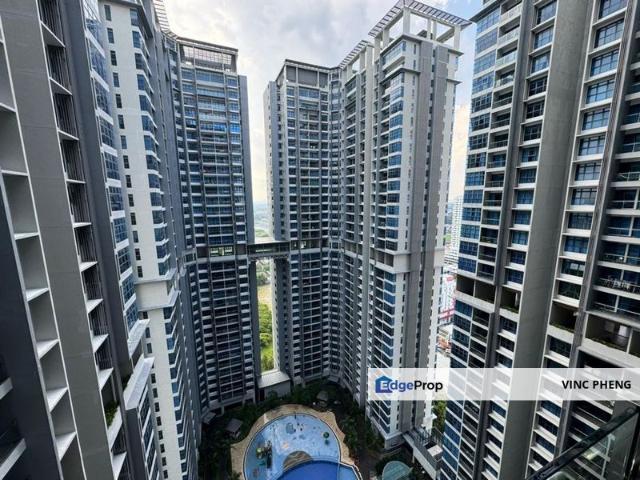 Condominium for rent in Malaka