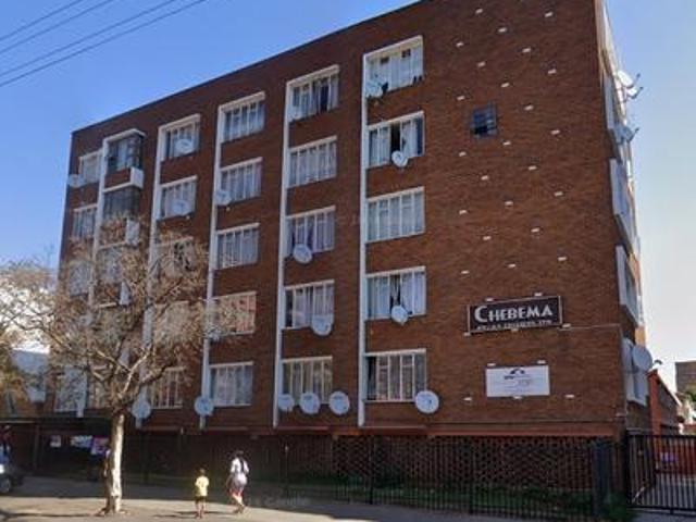 Apartment for sale in Waterkloof, Gauteng