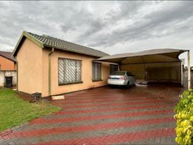 House for sale in Akasia, Gauteng
