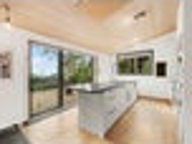 House for sale in Oratia, Oroua County