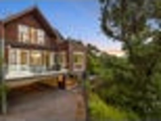 Townhouse for sale in Westmere