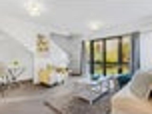Townhouse for sale in Heathcote, Canterbury