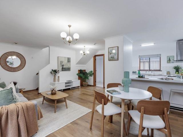 Townhouse for sale in Horseshoe Creek, South Australia