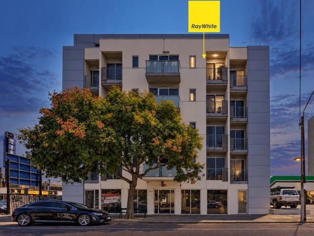 Apartment for sale in Adelaide