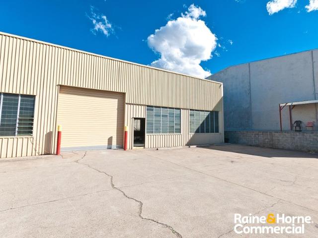Warehouse for rent in Methul, Queensland