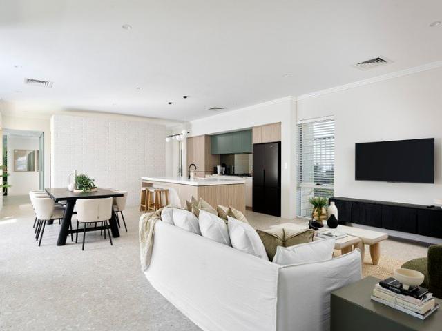 Cottage for sale in Parklands, Western Australia