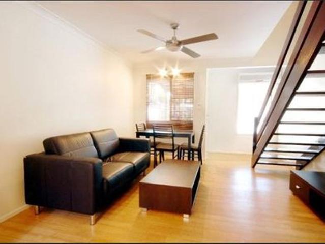 Apartment for rent in Cannonvale, Queensland