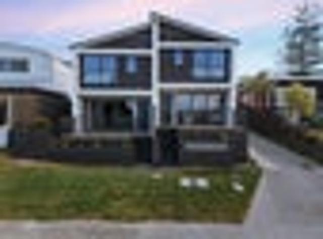 Townhouse for sale in Auckland