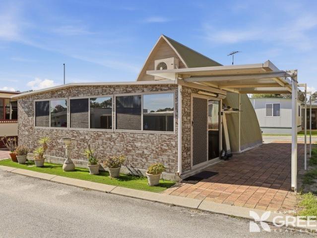 Apartment for sale in Parklands, Western Australia