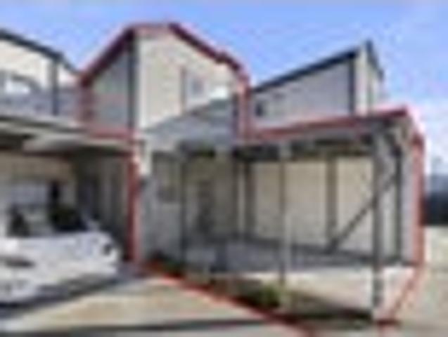 Townhouse for sale in Heathcote, Canterbury