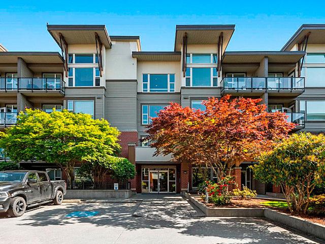 Condo for sale in British Columbia