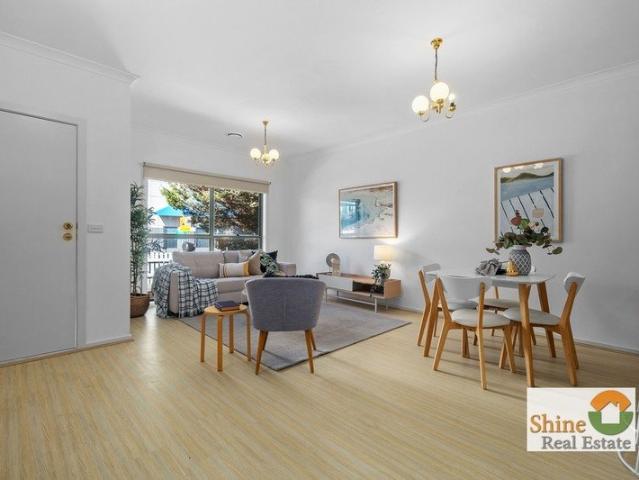 Townhouse for sale in Camerons Creek, Victoria