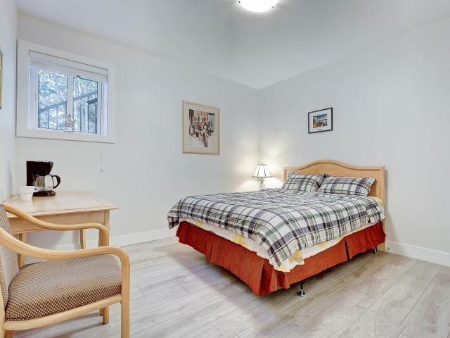 Room for rent in West Vancouver, British Columbia