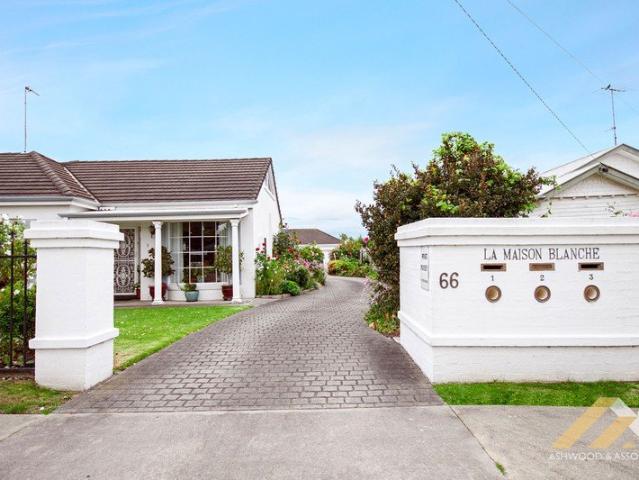 Apartment for sale in Bairnsdale, Victoria