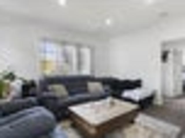 House for sale in Owhata, Oroua County
