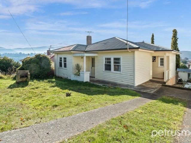 House for sale in New Norfolk, Tasmania