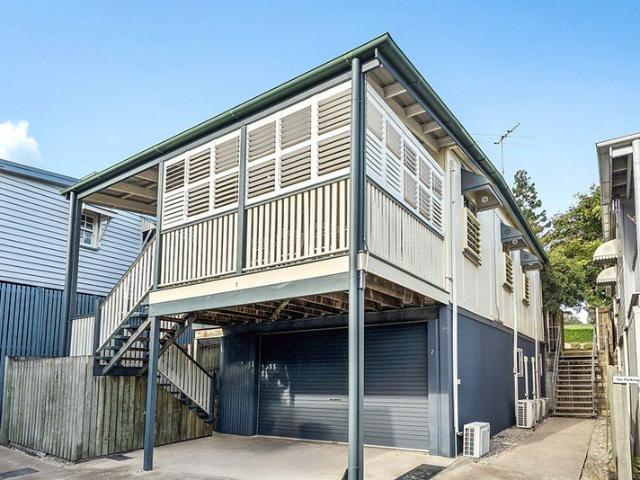 Townhouse for sale in Toombul, Queensland