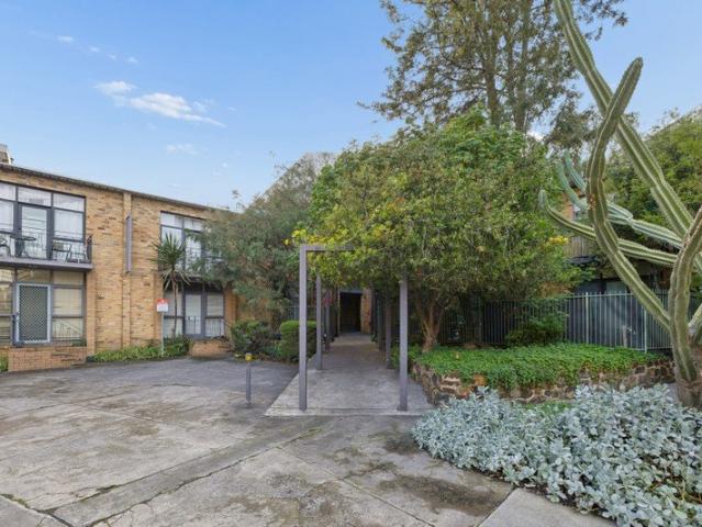 Apartment for sale in Windsor, Melbourne