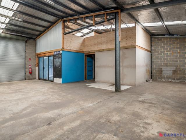 Warehouse for rent in Cowes, Victoria