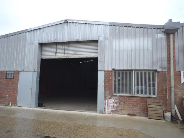 Warehouse for rent in Maddington, Western Australia