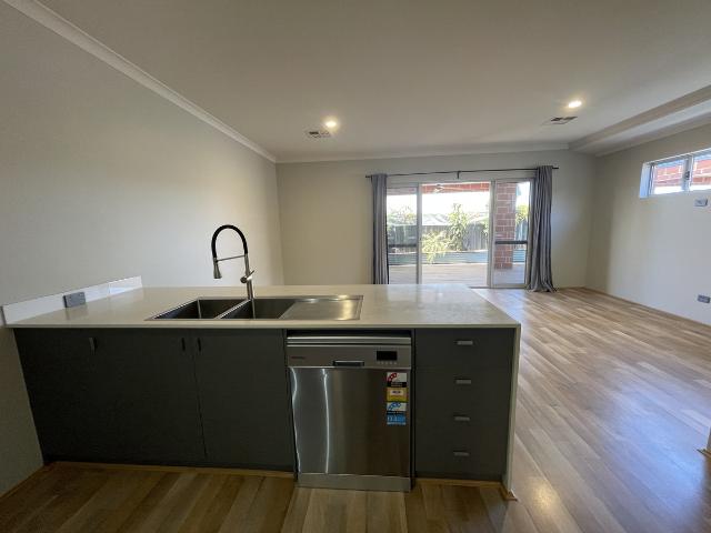 House for sale in Hammond Park, City of Cockburn