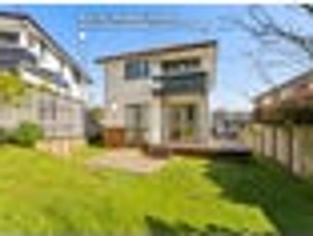 House for sale in Greenhithe, Upper Harbour