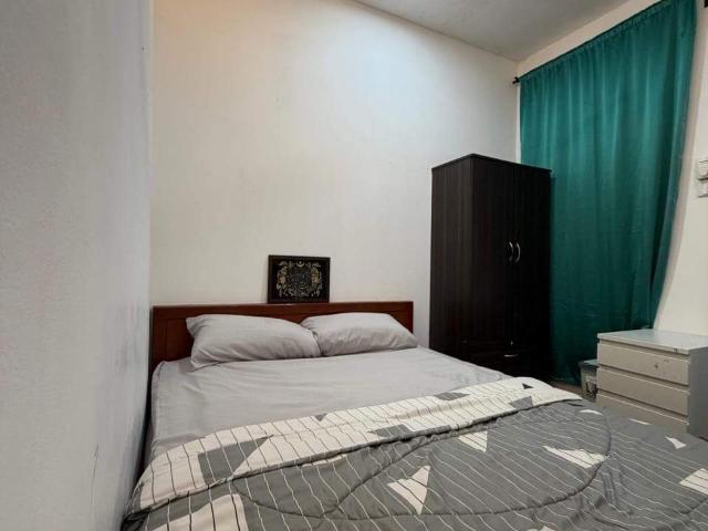 Room for rent in Petaling, Alam Impian
