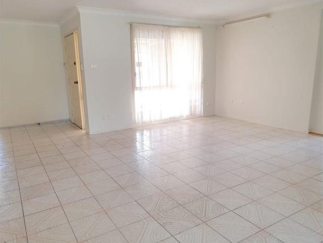 House for rent in Green Valley, Sydney