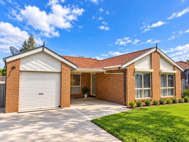 House for rent in Green Valley, Sydney