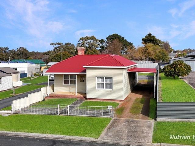 House for sale in Casterton, Victoria