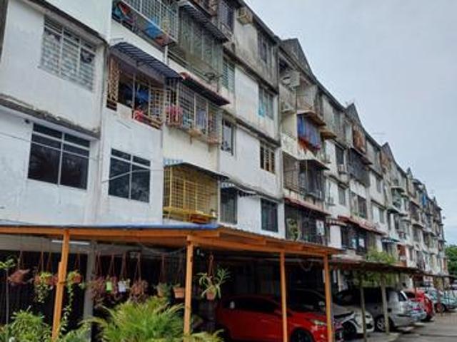 Flat for sale in Kajang, Langat