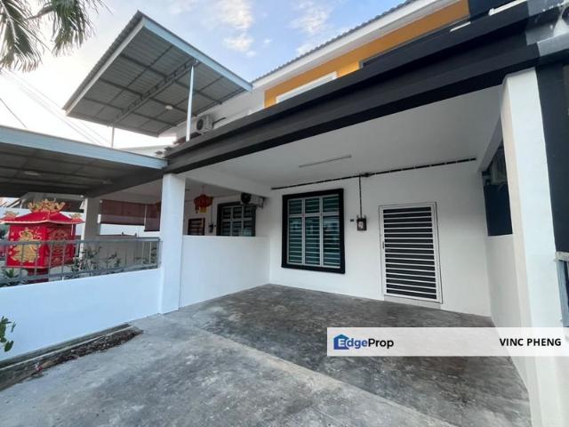 House for sale in Durian Tunggal, Malaka