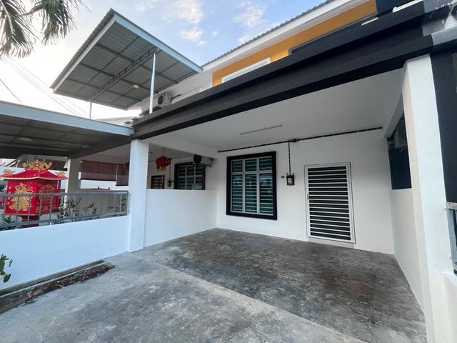 Terraced House for sale in Durian Tunggal, Malaka