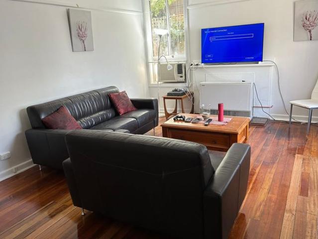 Granny Flat for rent in Camerons Creek, Victoria