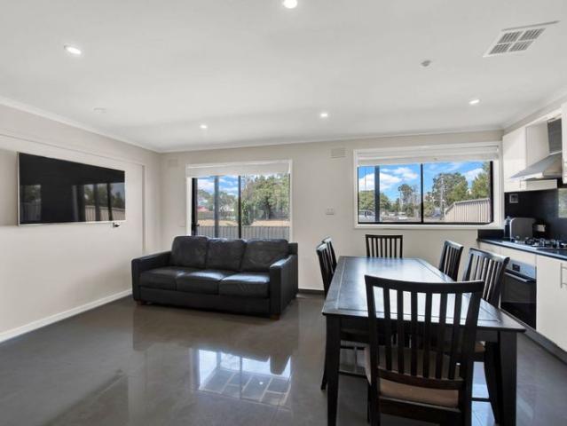 Granny Flat for rent in Camerons Creek, Victoria