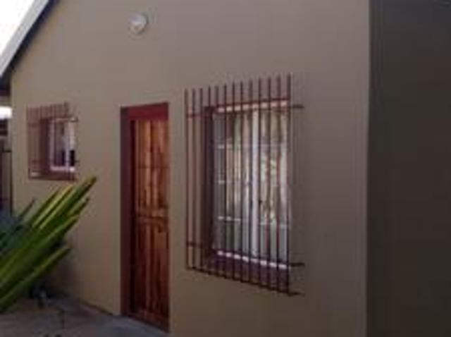 Apartment for rent in Mantsopa, Free State