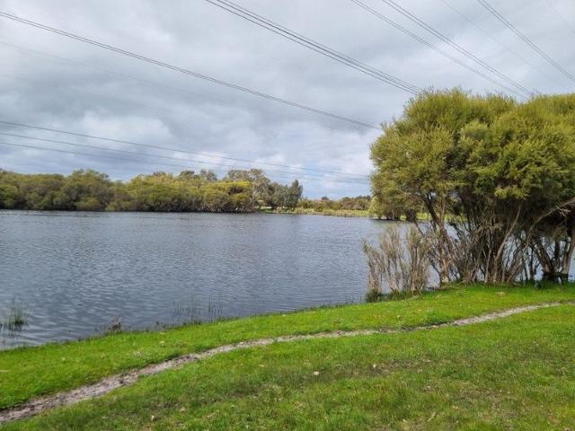 Cottage for sale in Nambeelup, Western Australia