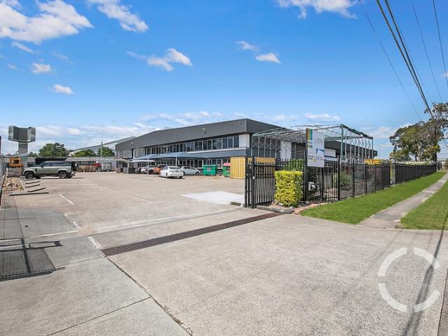 Office for rent in Toombul, Queensland