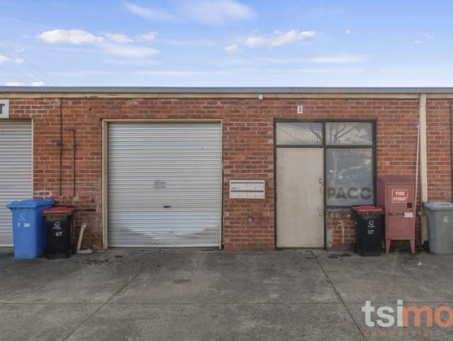 Warehouse for rent in Cheltenham, Melbourne